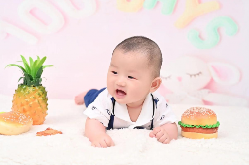 北京代生子机构包男孩断奶几天宝宝就适应了